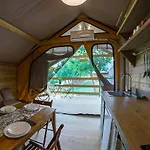 Luxusní stan Orizzonti Glamping *